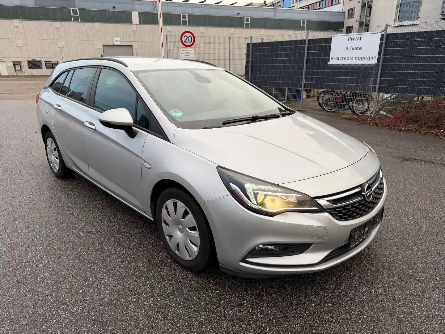 Opel Astra K Sports Tourer Business Start/Stop Silber - 1