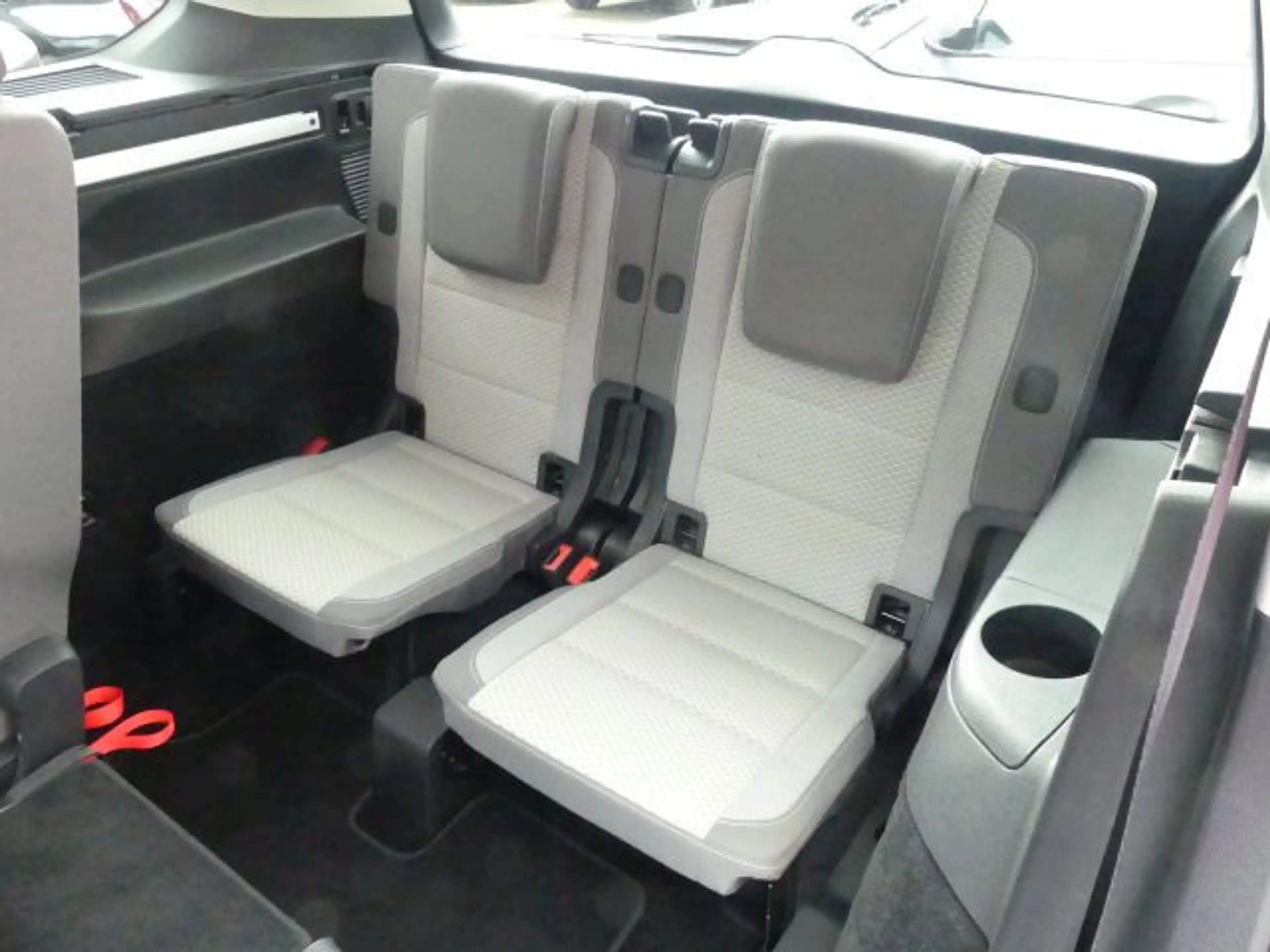 Volkswagen Touran Comfortline BMT ACC°AHK°beh.LLK°Surr.HIFI — photo 13
