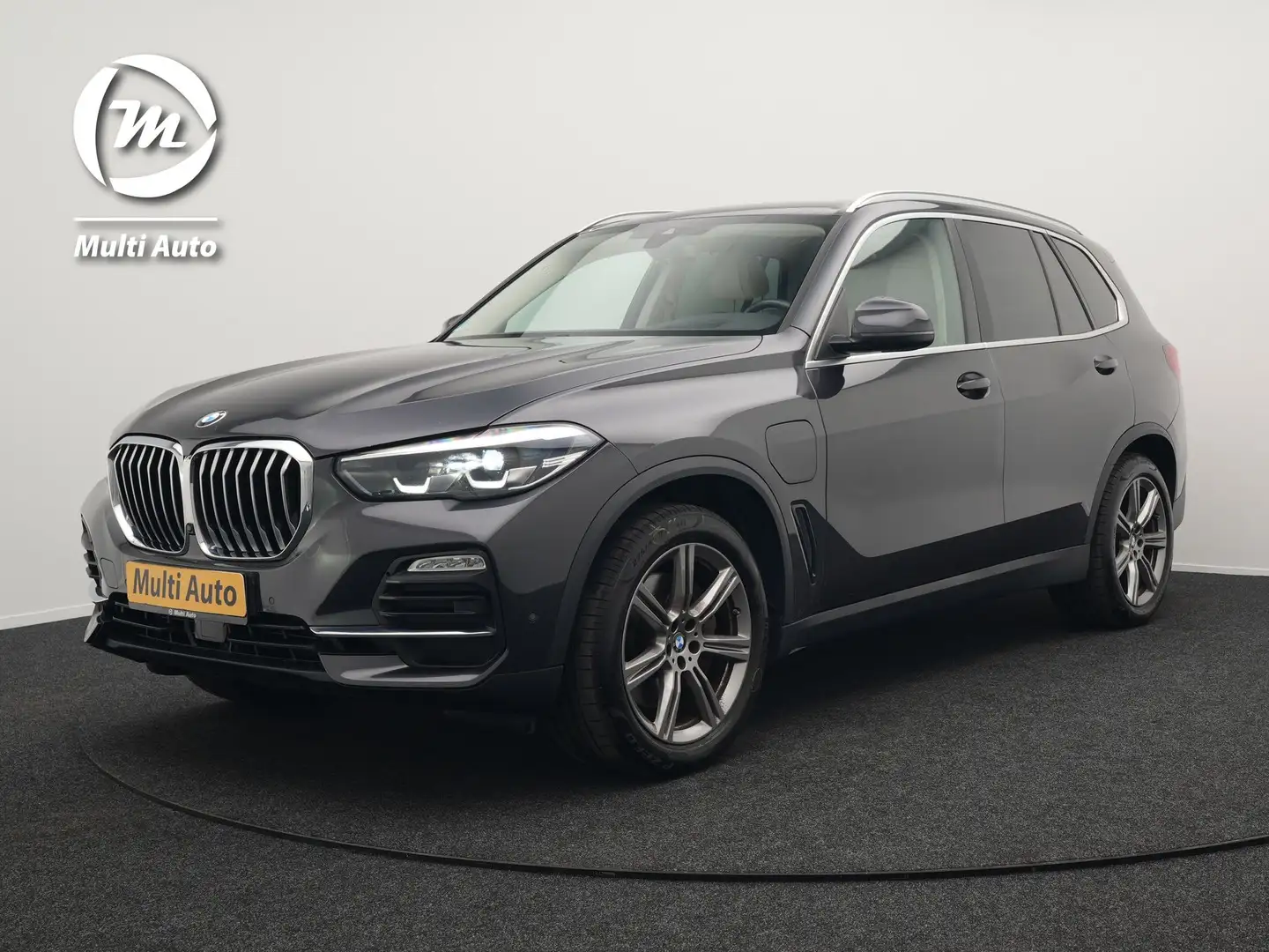 BMW X5 xDrive45e High Executive Plug In Hybrid 394pk PHEV Grijs - 1
