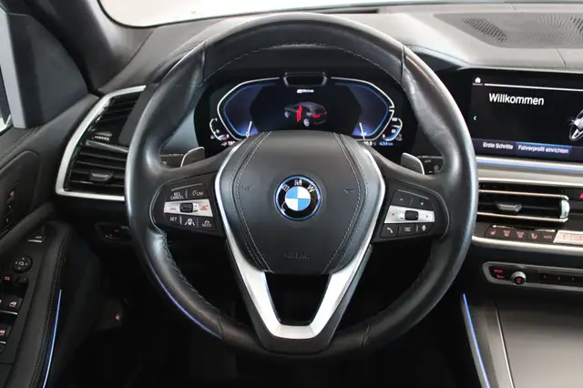 BMW X5 view 14