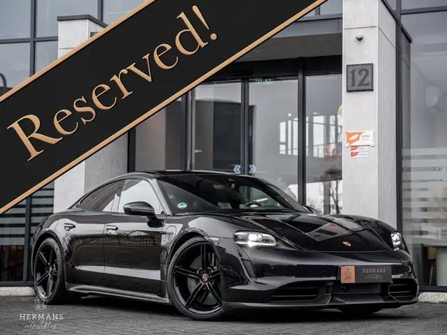 Porsche Taycan Turbo S 93 kWh / Ceramic / HUD / Passenger / Burme