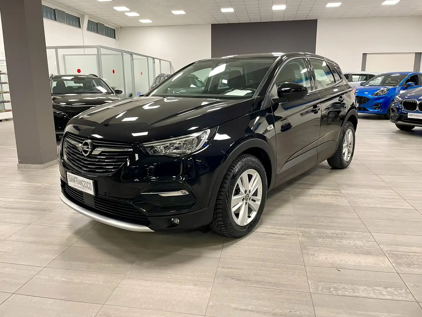 Opel Grandland X 1.5 EcoTec 130cv AT8 Innovation Nero - 2