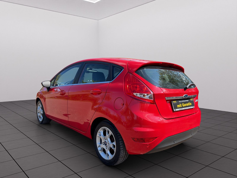 Ford Fiesta Titanium *ZahnriemenNEU*Garantie*SHZ*PDC — photo 4