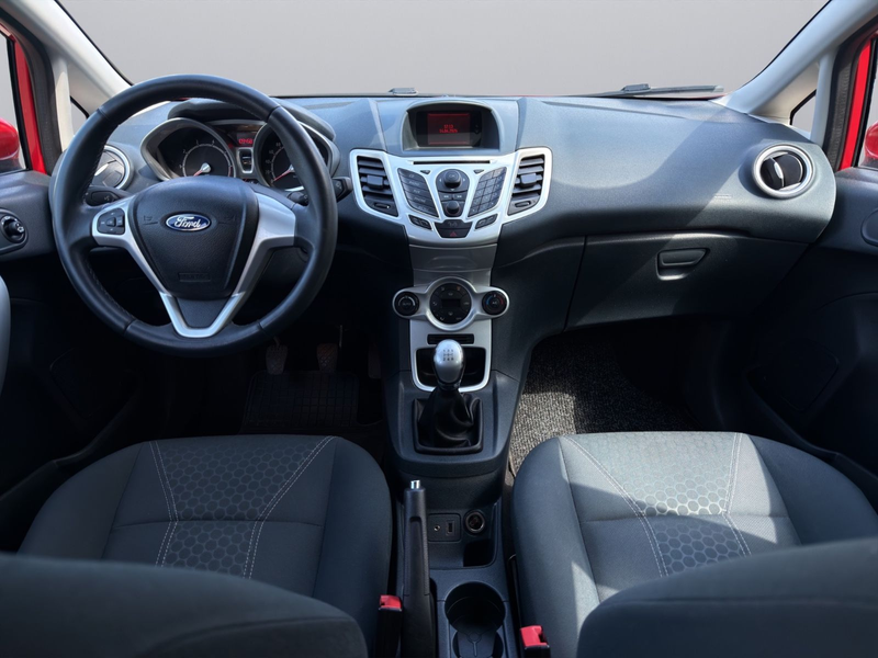 Ford Fiesta Titanium *ZahnriemenNEU*Garantie*SHZ*PDC — photo 9