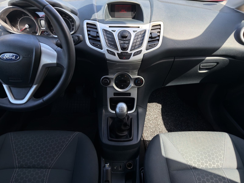 Ford Fiesta Titanium *ZahnriemenNEU*Garantie*SHZ*PDC — photo 12