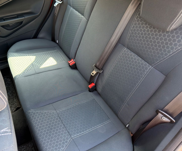 Ford Fiesta Titanium *ZahnriemenNEU*Garantie*SHZ*PDC — photo 19