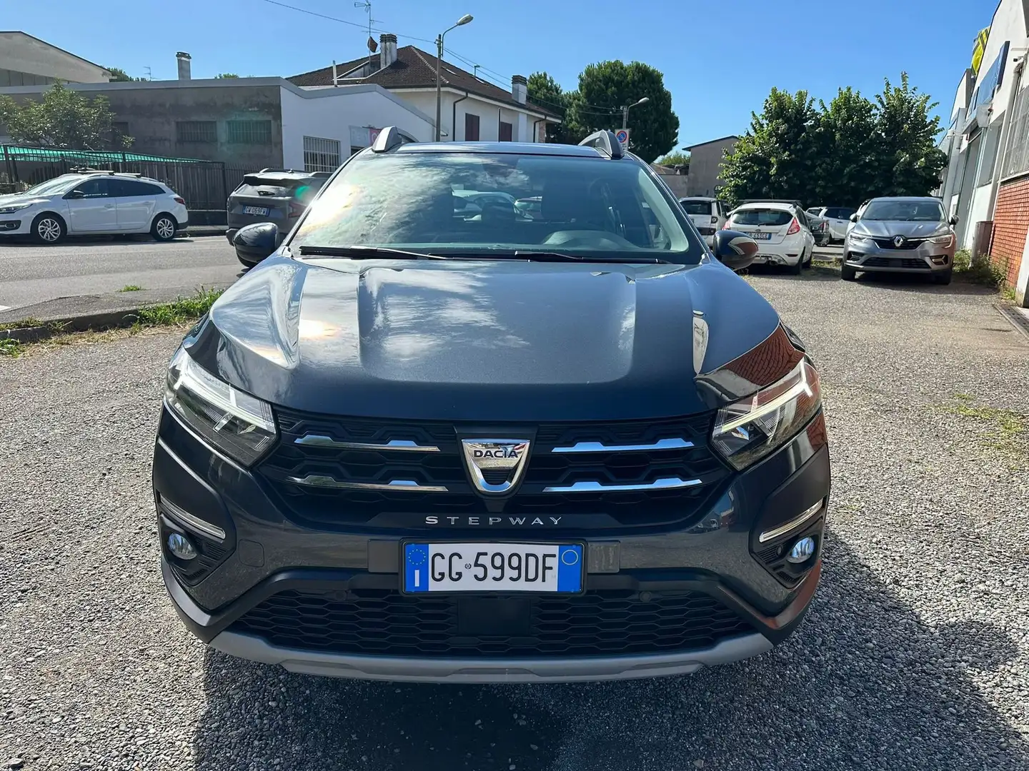 Dacia Sandero Stepway 1.0 TCe ECO-G Comfort Grigio - 2