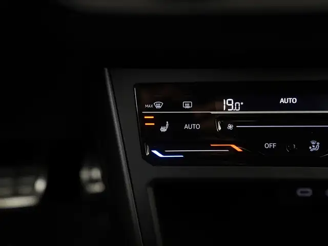 Volkswagen Polo view 12