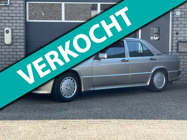 Mercedes-Benz 190 2.3/16V 170 dk Hand geschakeld .APK