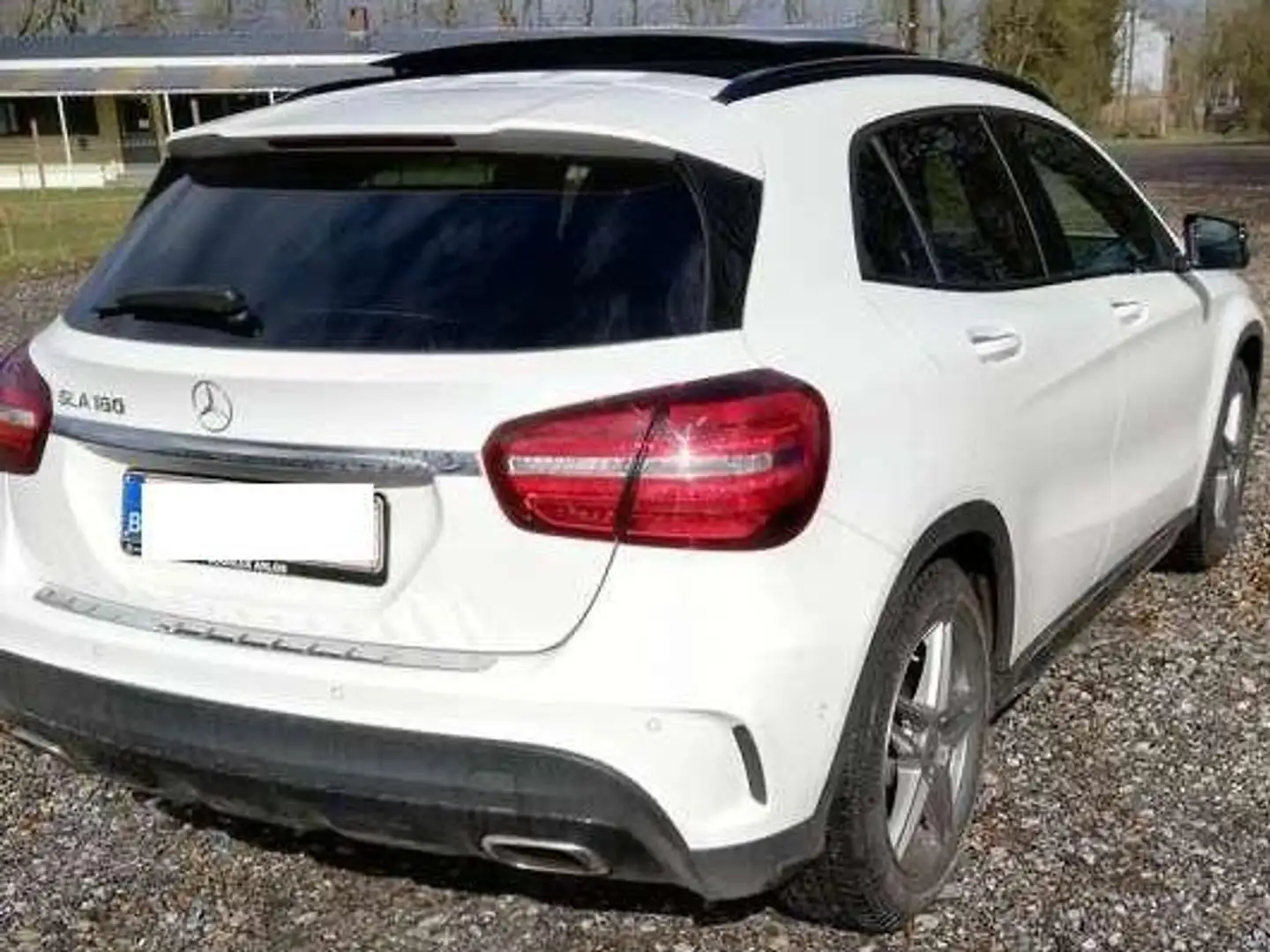 Mercedes-Benz GLA 180 Pack AMG (EU6.2) - 2