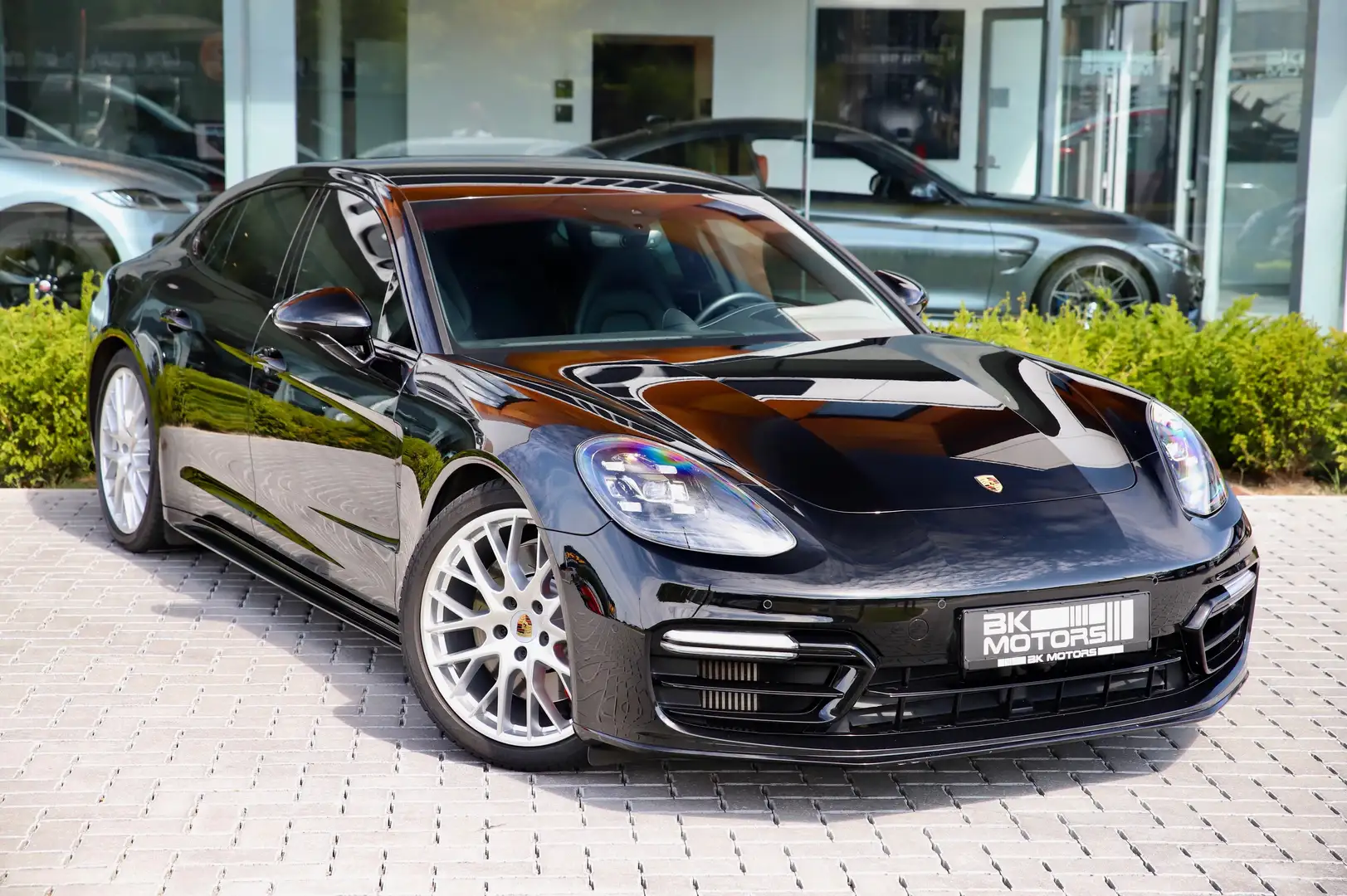Porsche Panamera 4 E-Hybrid /LUCHTVERING/SPORTUITLAAT/SPORTDESIGN Černá - 1