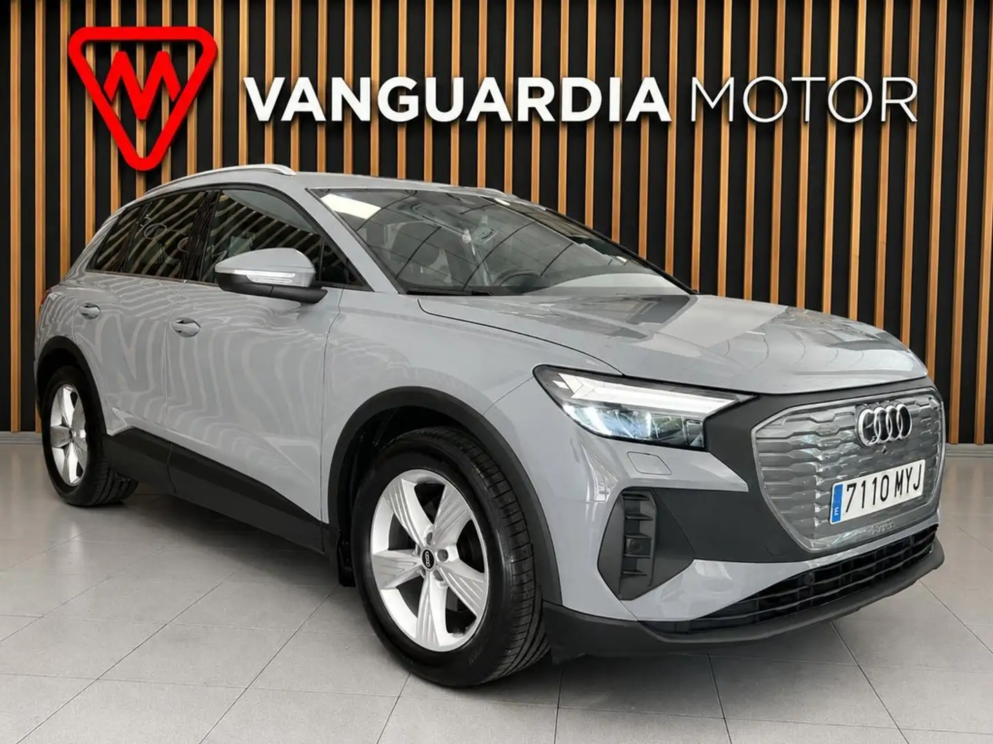Audi Q4 e-tron 35 125kW 55kWh Gris - 1