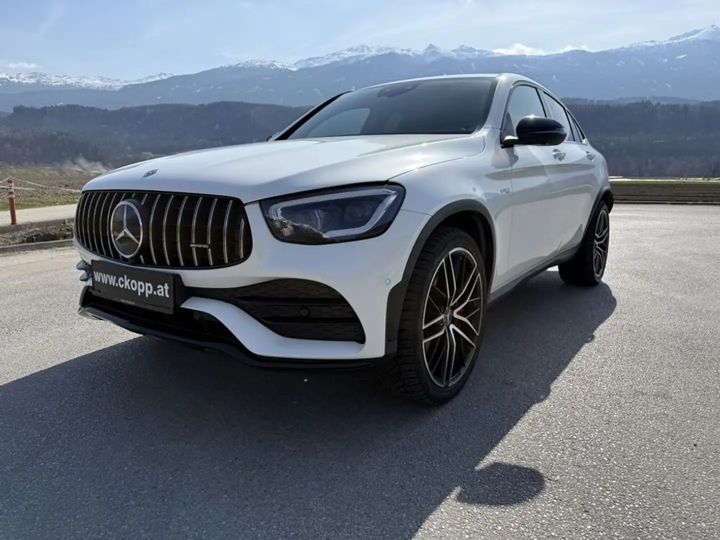 Mercedes-Benz GLC 43 AMG 4Matic, Burmester, Panodach Weiß - 1