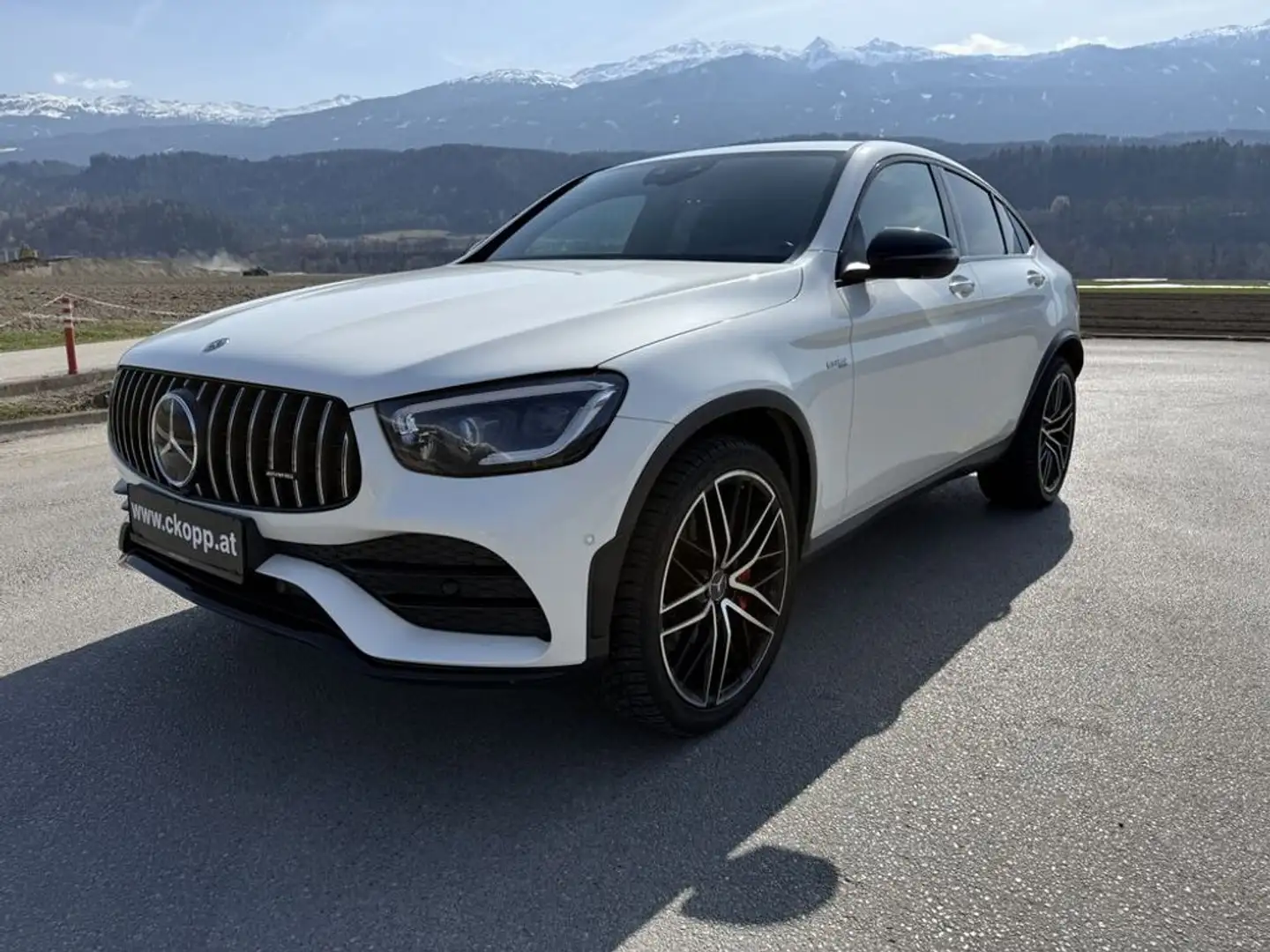 Mercedes-Benz GLC 43 AMG 4Matic, Burmester, Panodach Weiß - 2