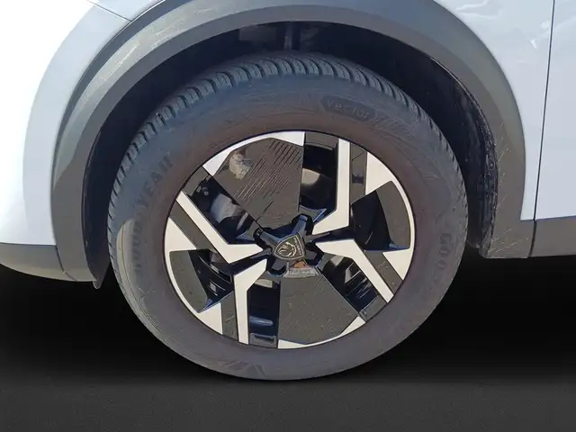 Peugeot 2008 view 8