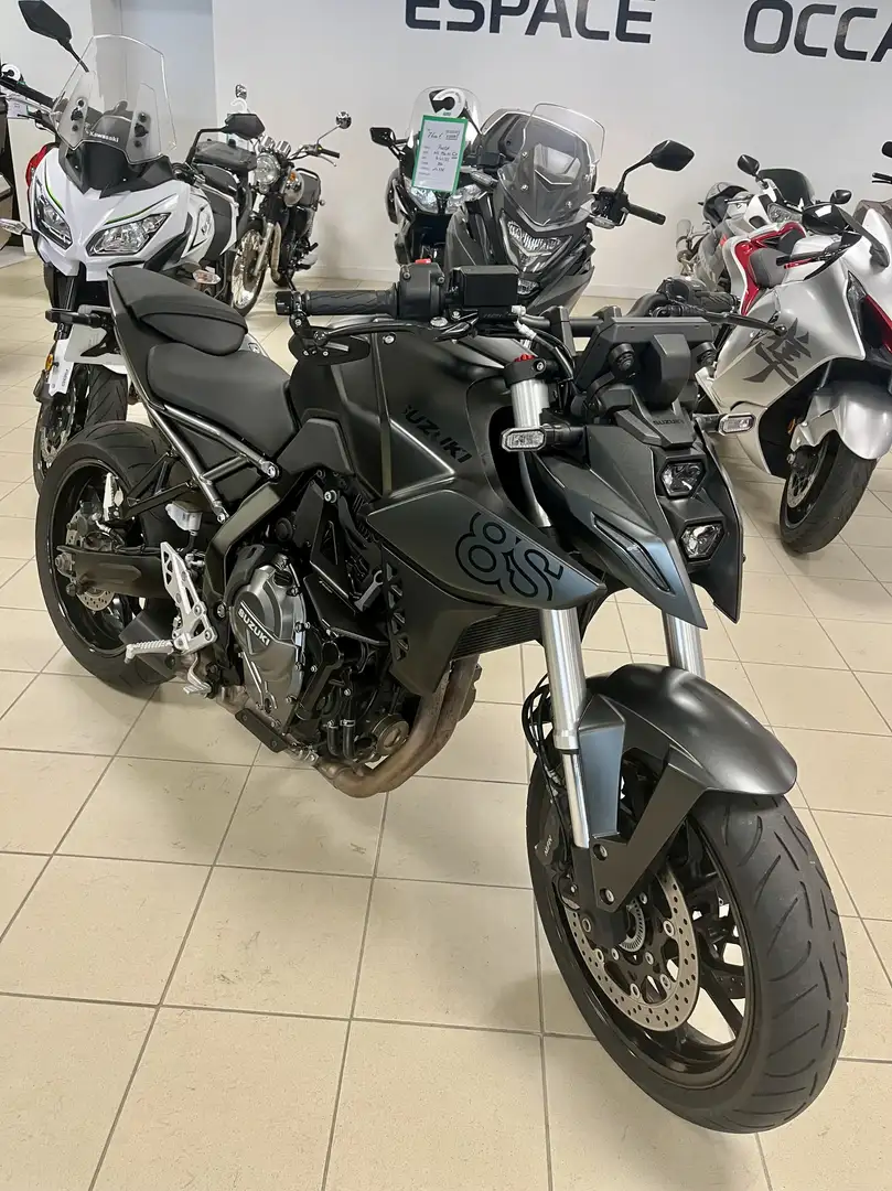 Suzuki GSX 8S Noir - 1