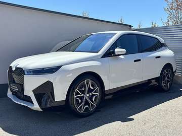 xDrive40 MSPORT/AHK/LASER/22"/KOMFORT/HARMAN/SO...