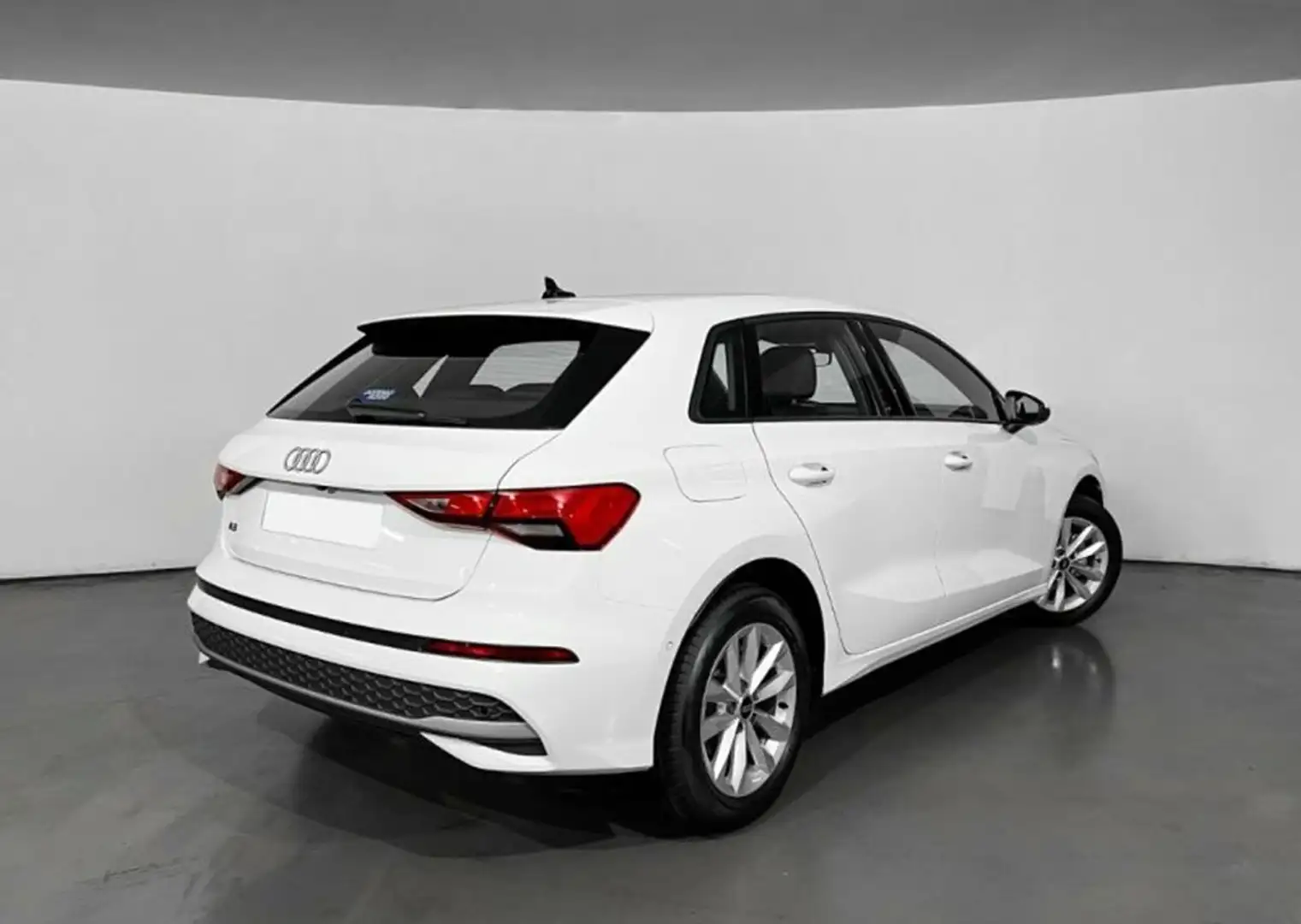 Audi A3 Sportback Sport 30 TFSI 85 kW (116 CV) Blanco - 2