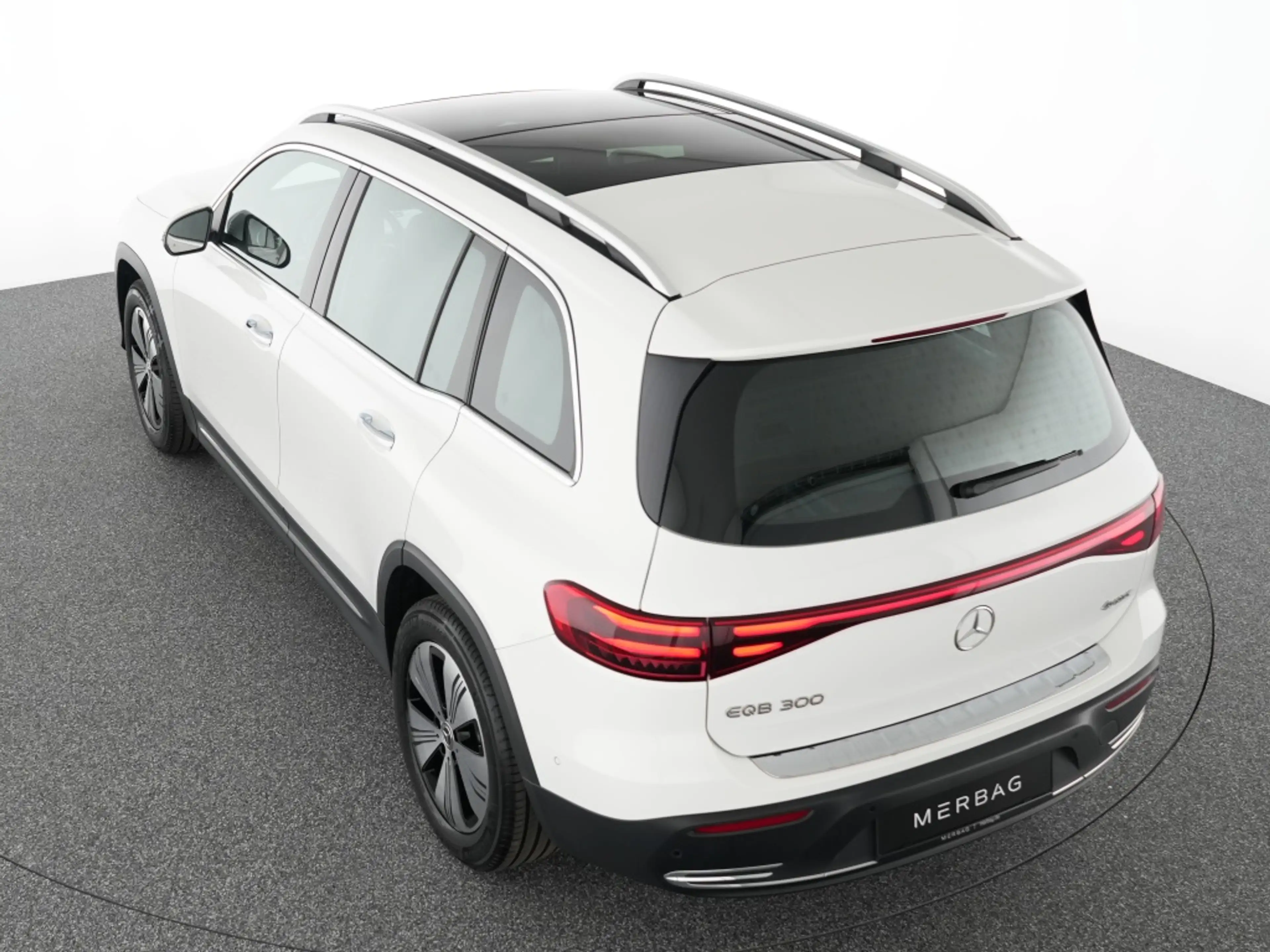 Mercedes-Benz EQB 300 4M Progressive Advanced+ Pano 360° AHK — photo 11