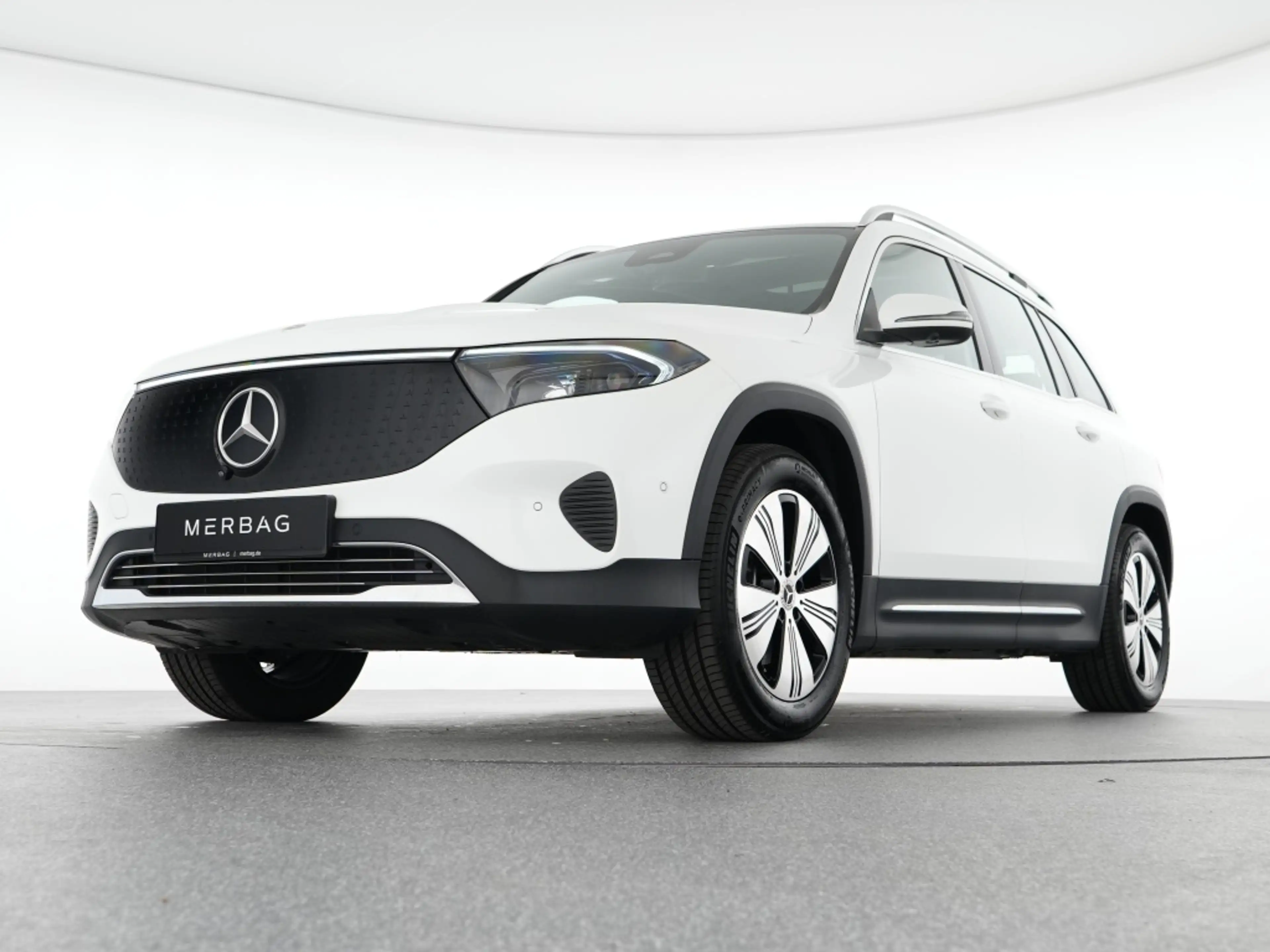 Mercedes-Benz EQB 300 4M Progressive Advanced+ Pano 360° AHK — photo 8