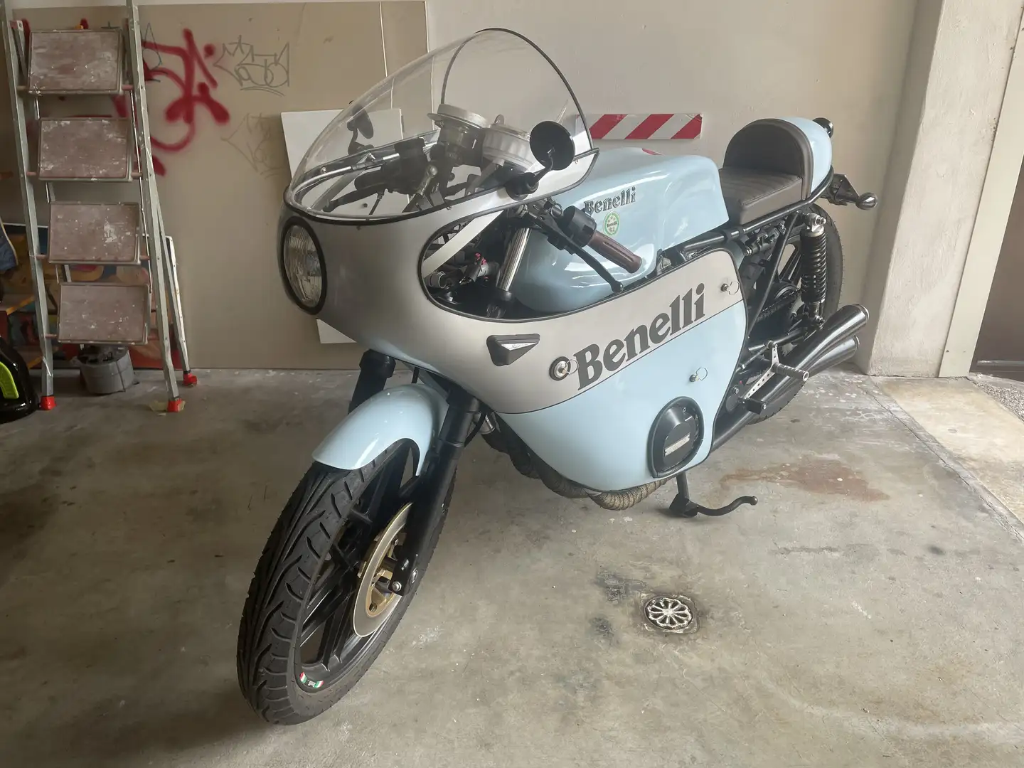 Benelli 654 Sport corsa - 2
