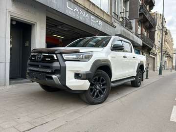 Hilux 2.8 D-4D 4WD Invincible