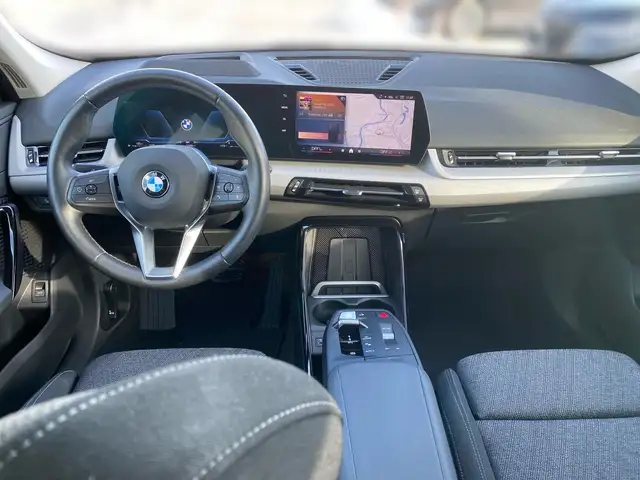 BMW X1 view 10