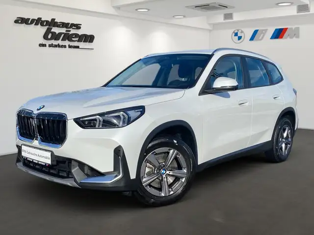 BMW X1 main image