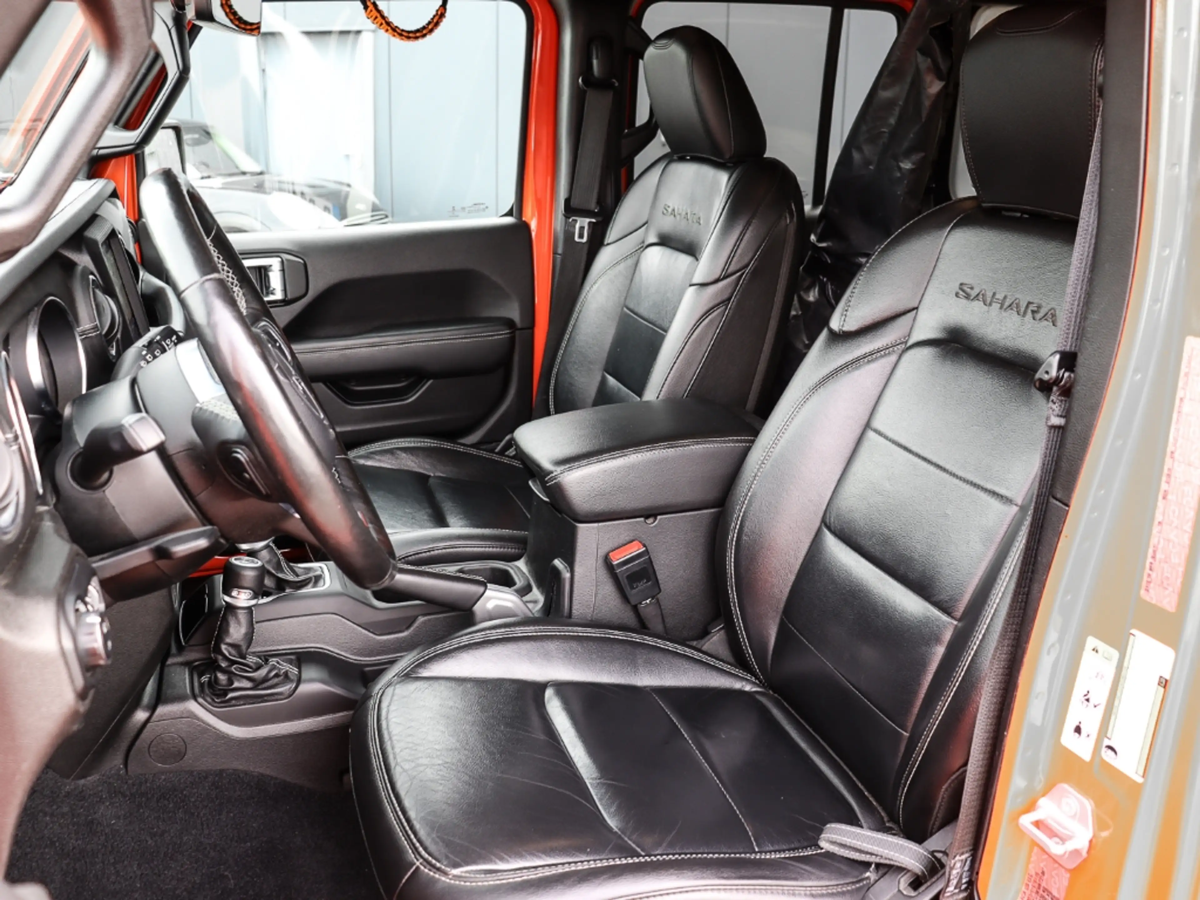 Jeep Wrangler Unlimited Sahara AHK-abnehmbar Navi Leder Soundsys — photo 9