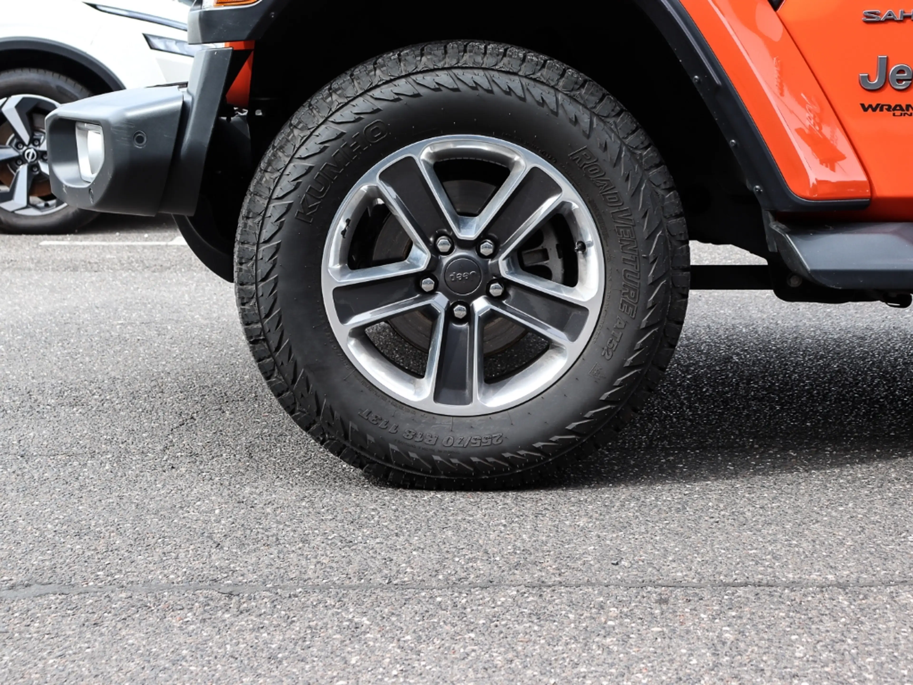 Jeep Wrangler Unlimited Sahara AHK-abnehmbar Navi Leder Soundsys — photo 5