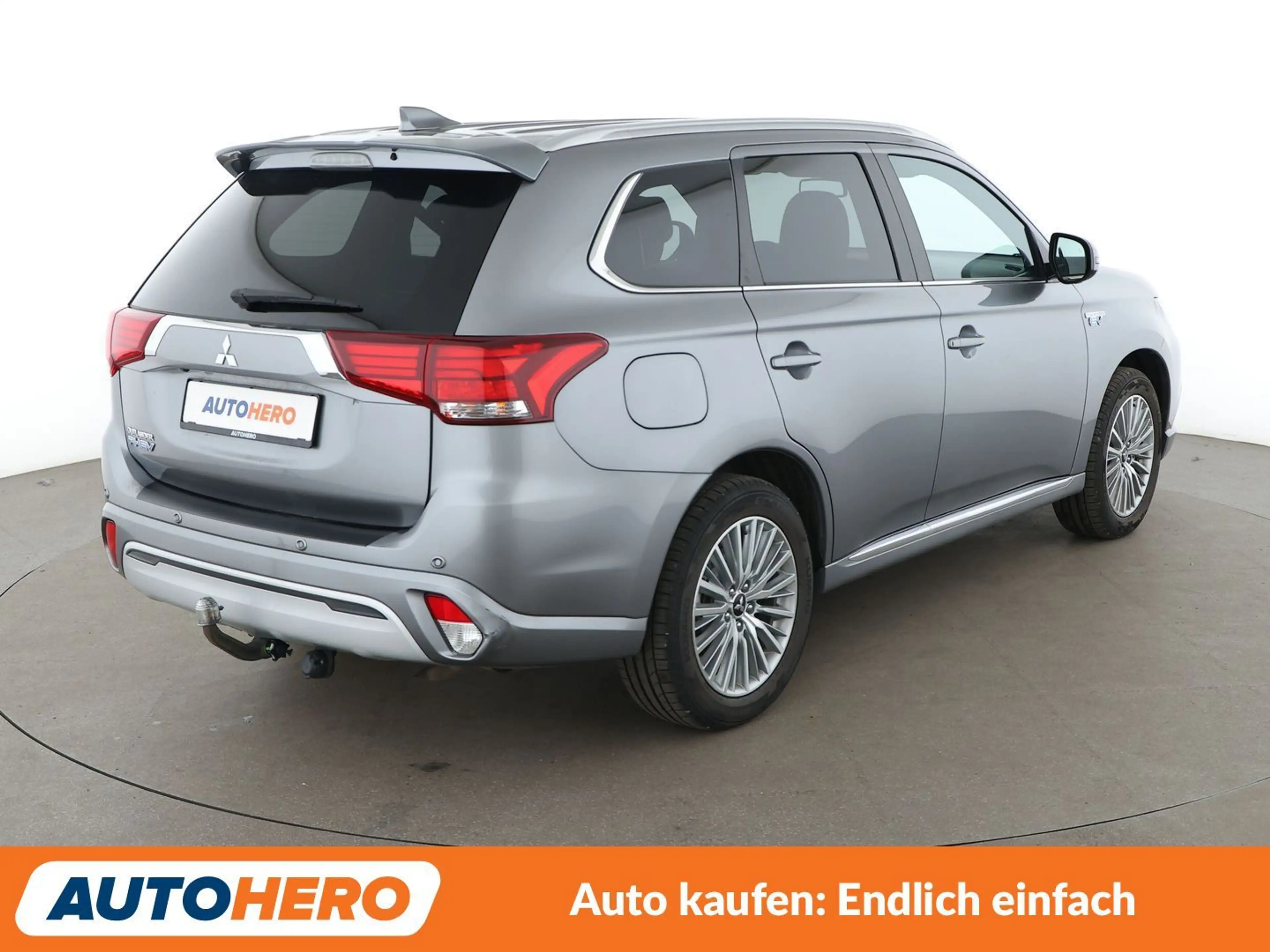 Mitsubishi Outlander 2.4 PHEV Top 4WD Aut.*NAVI*ACC*CAM*PDC*SHZ* — photo 6