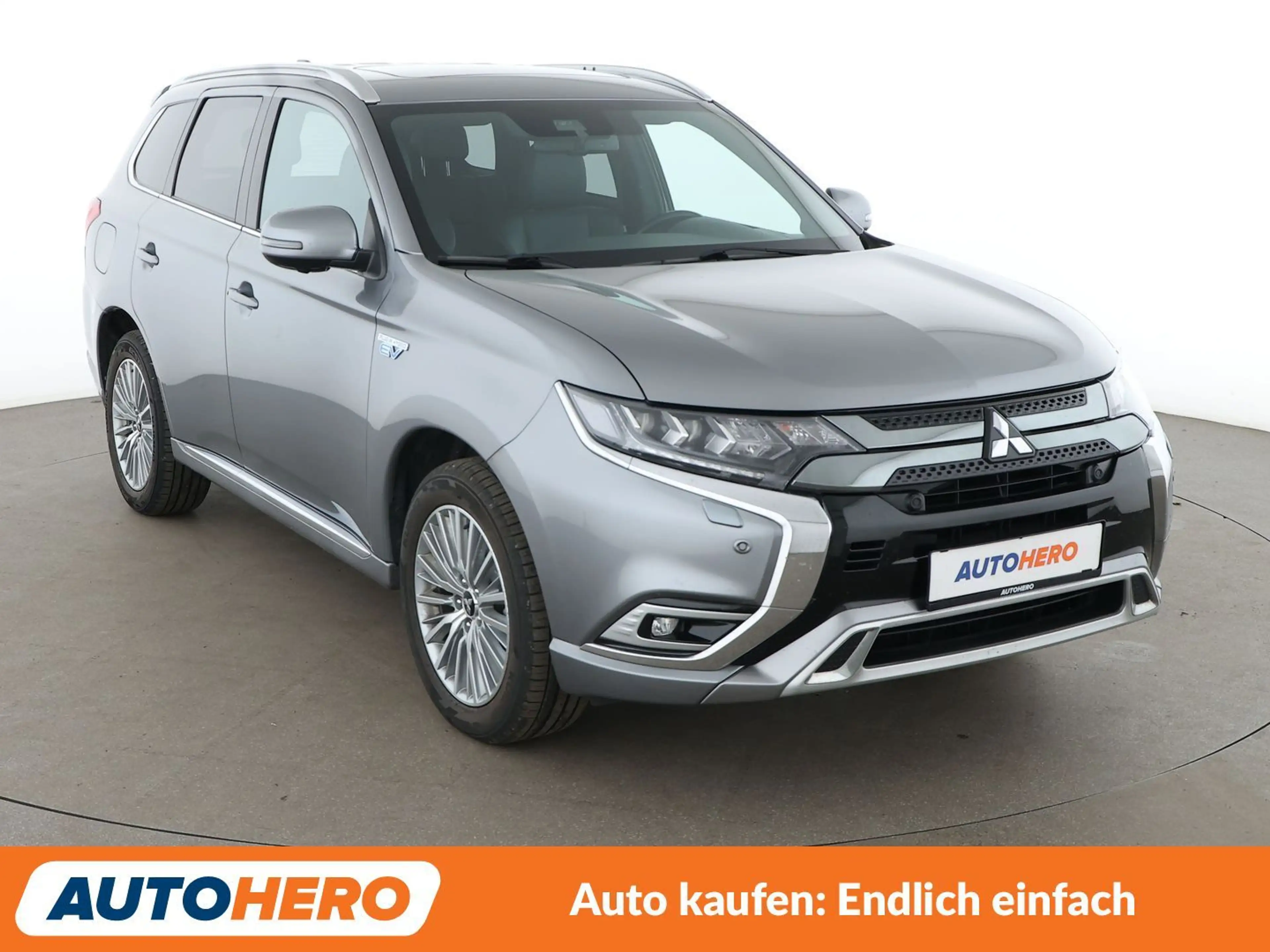 Mitsubishi Outlander 2.4 PHEV Top 4WD Aut.*NAVI*ACC*CAM*PDC*SHZ* — photo 8