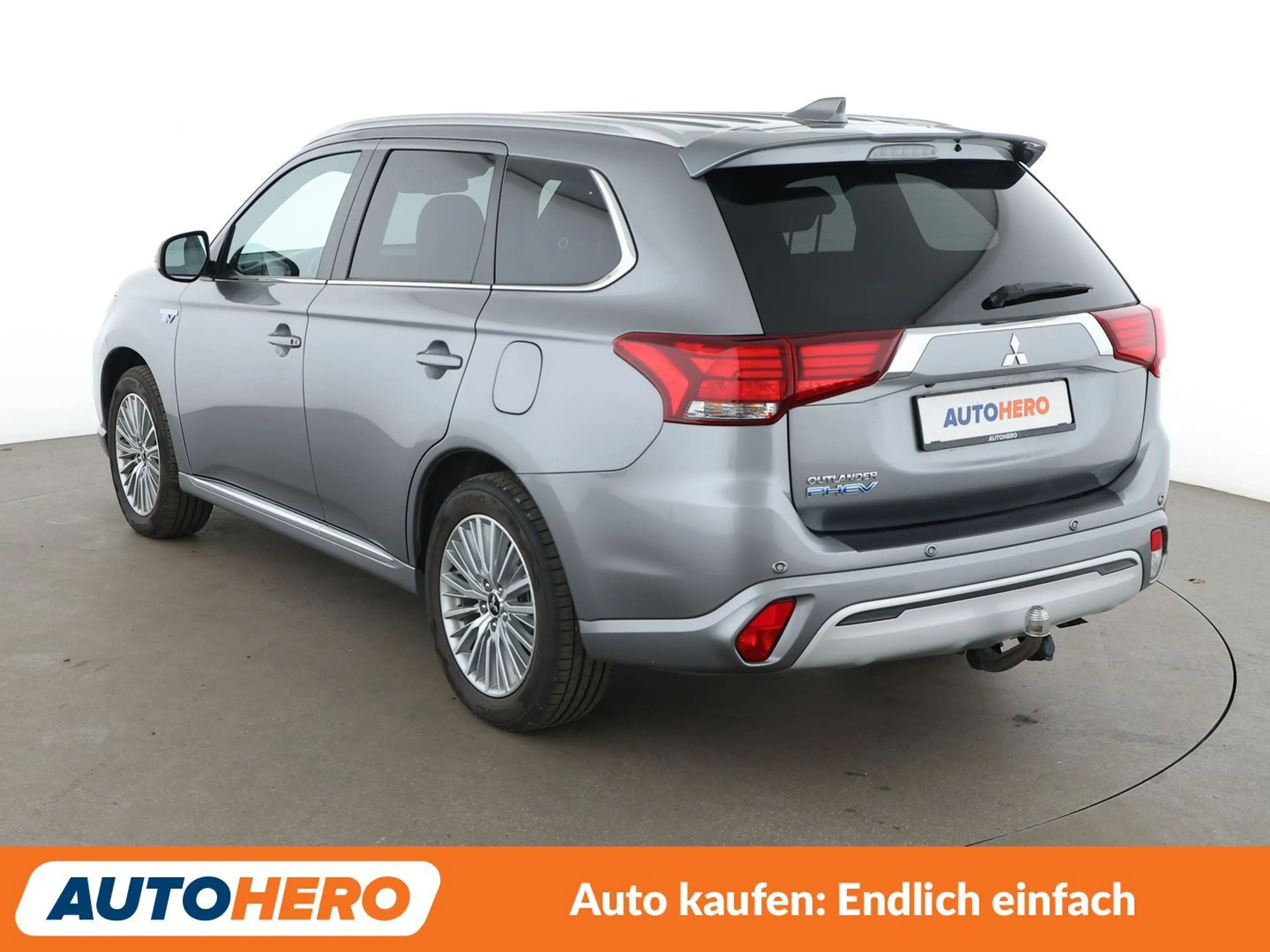 Mitsubishi Outlander 2.4 PHEV Top 4WD Aut.*NAVI*ACC*CAM*PDC*SHZ* — photo 4