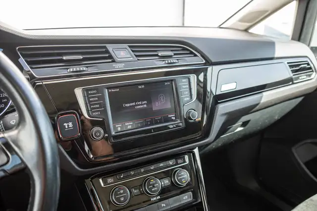 Volkswagen Touran view 21