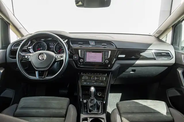 Volkswagen Touran view 7