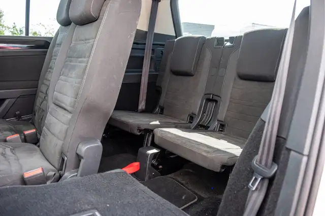 Volkswagen Touran view 10