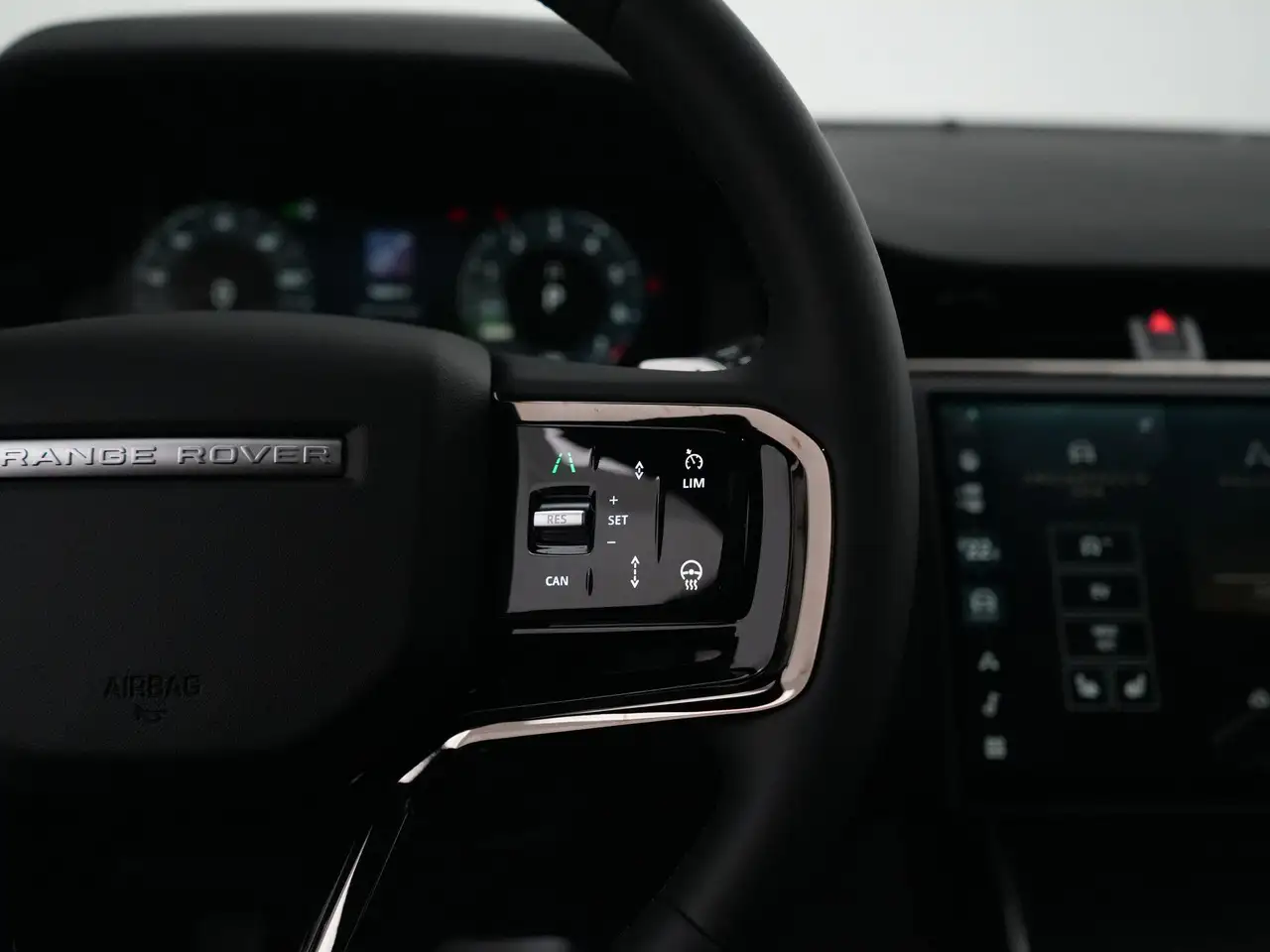Land Rover Range Rover Evoque 2026 — фото 15