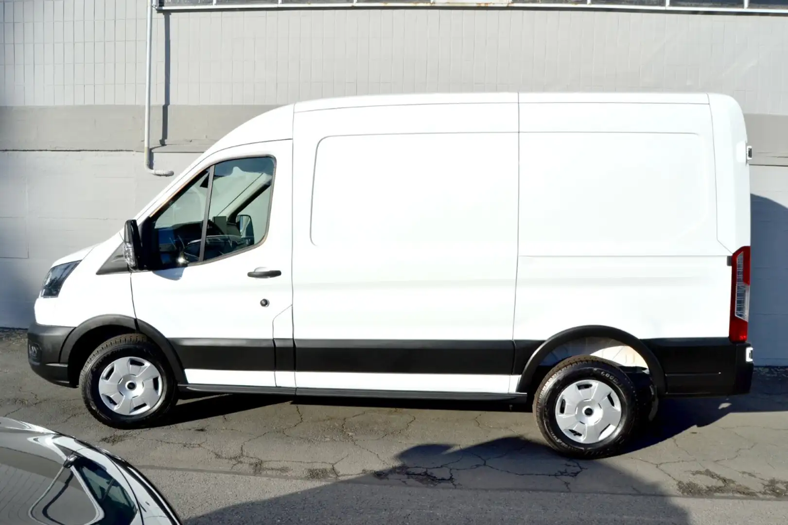 Ford Transit Transit 2,0TD Trend 350L2 Kasten AHK PDC+RFK AutoAC Bianco - 2