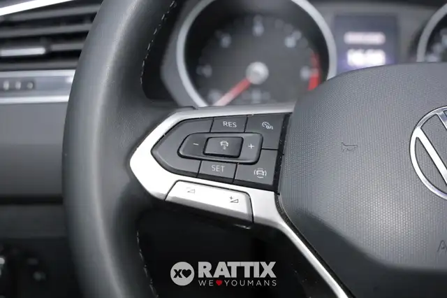 Volkswagen Tiguan view 10