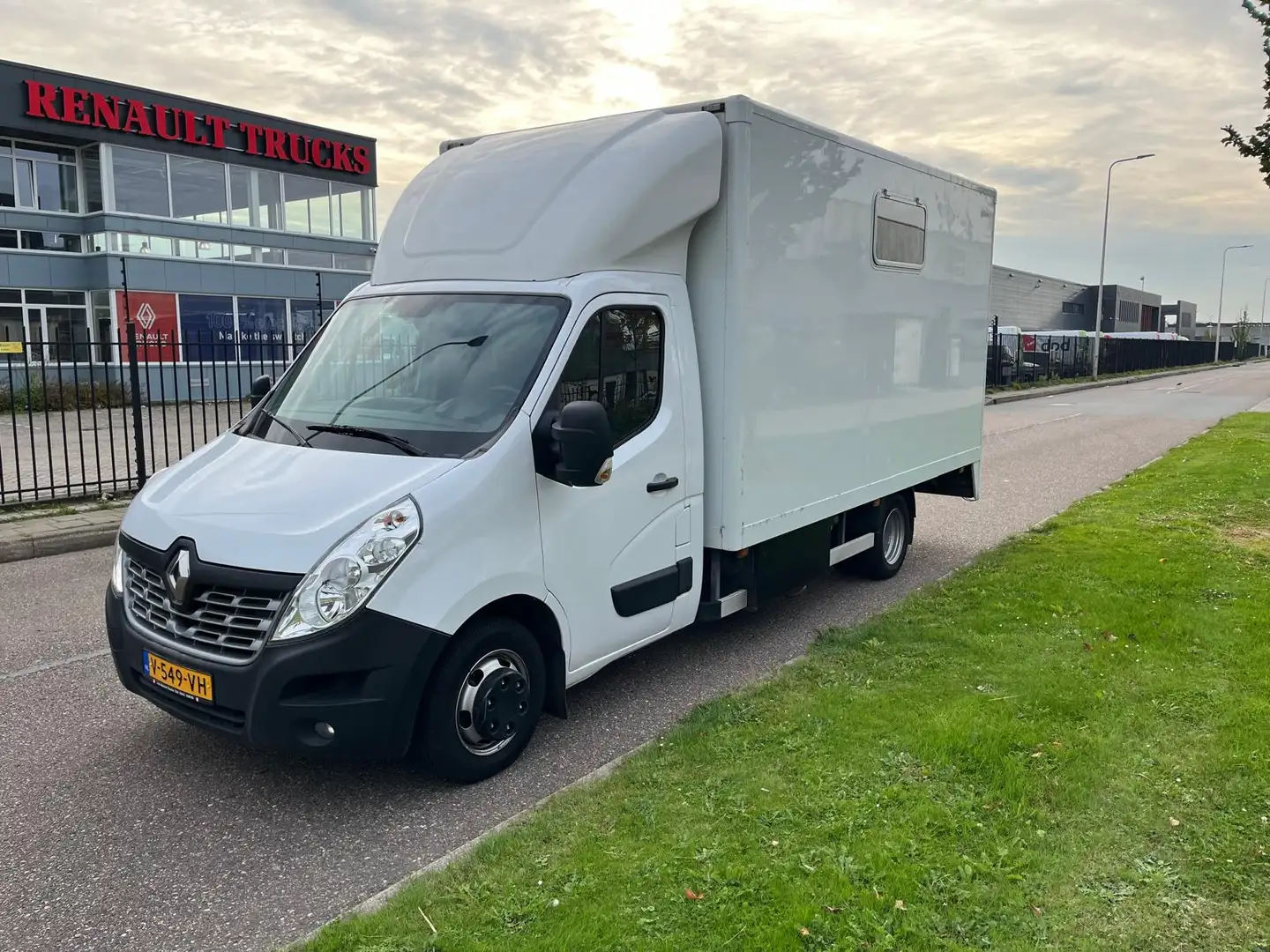 Renault Master 165.35 L3, Euro 6, Airco, Nav, Camera, Mobile offi Wit - 1