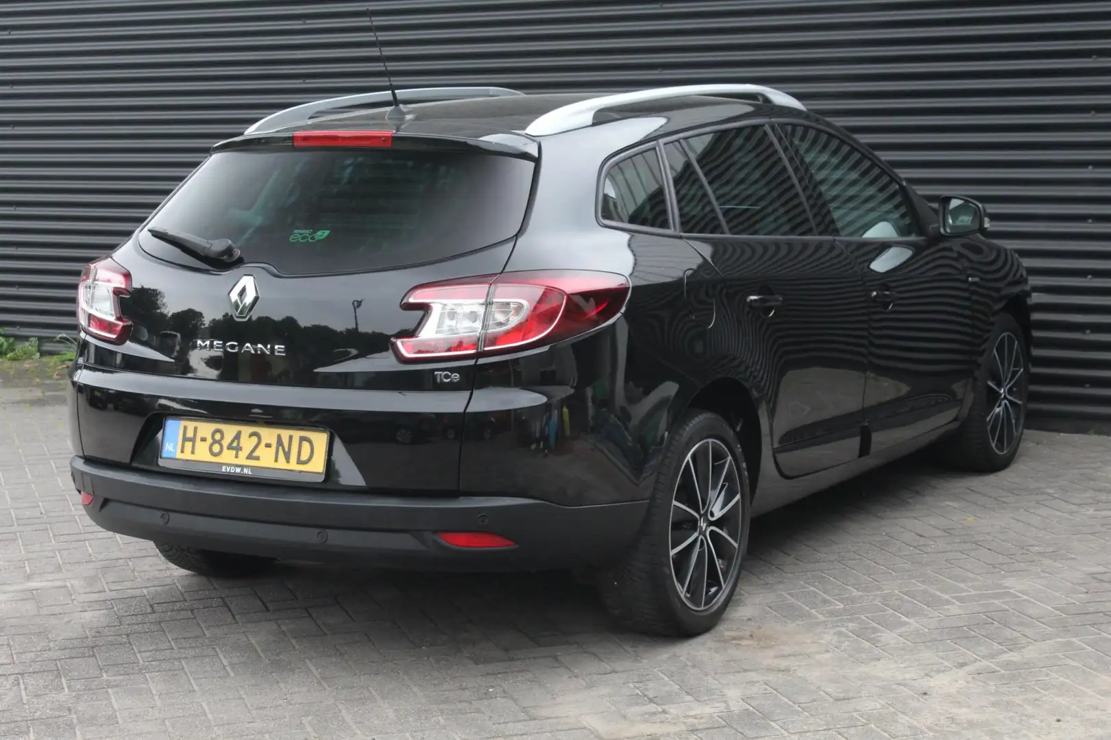 Renault Megane Estate 1.2 TCe Bose | Stoelverwarming | PDC | Clim Schwarz - 2