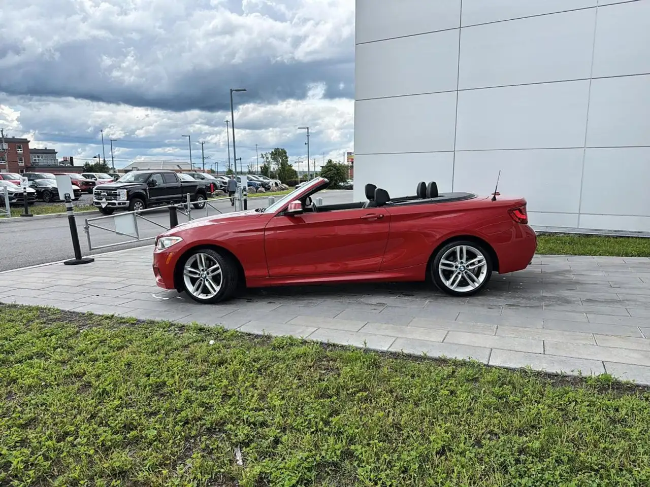 BMW 2 Series photo BMW 2 Series