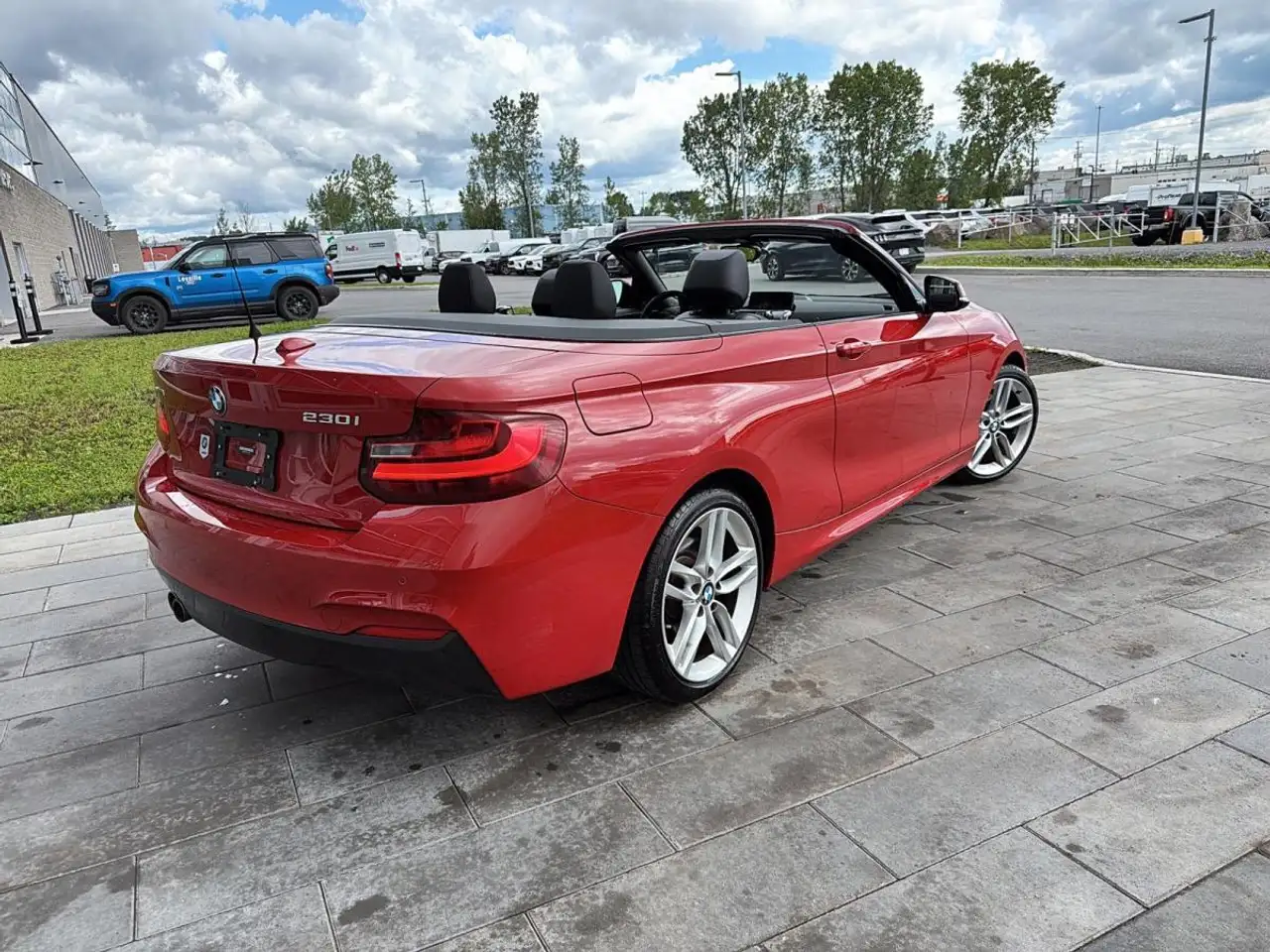 BMW 2 Series photo BMW 2 Series