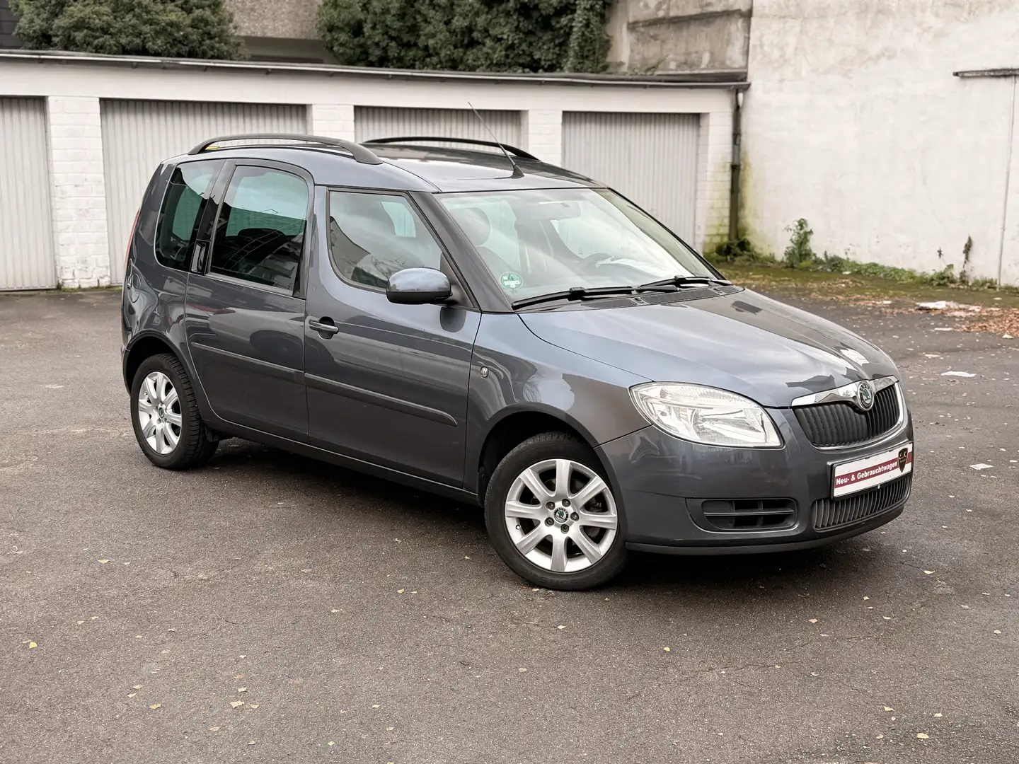 Skoda Roomster Style Plus Edition 2.Hand, Klimaautomatik, SHZ!! Gri - 1