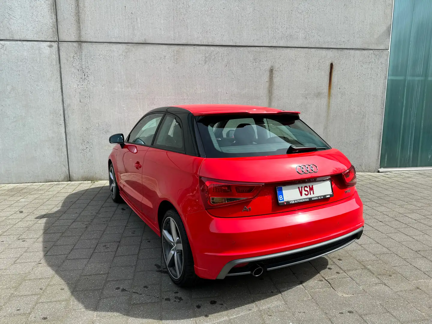 Audi A1 1.2 TFSI Ambition S line Rosso - 2