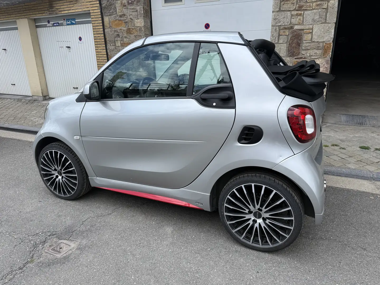 smart forTwo Brabus Cabrio Zilver - 2