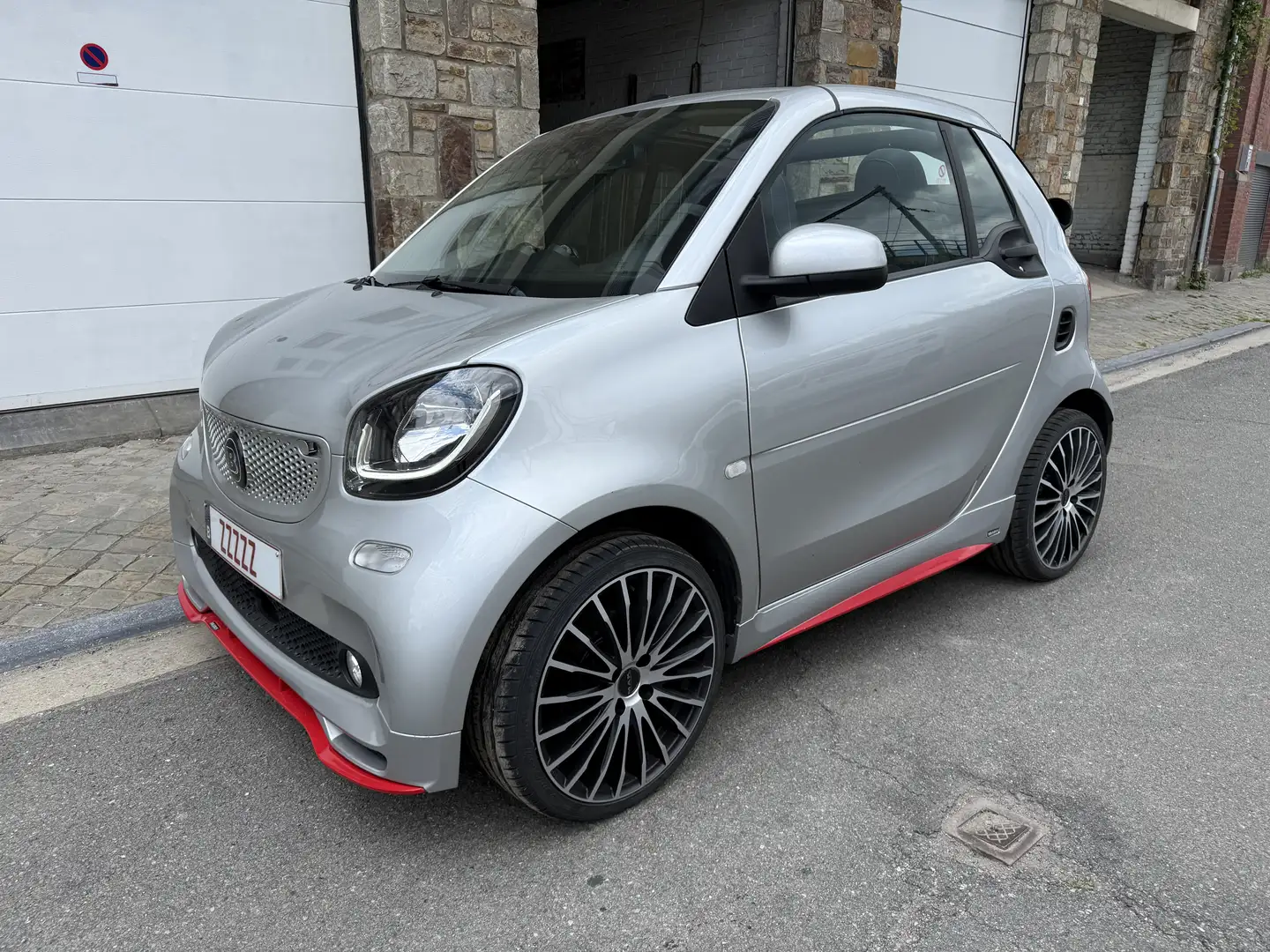 smart forTwo Brabus Cabrio Zilver - 1