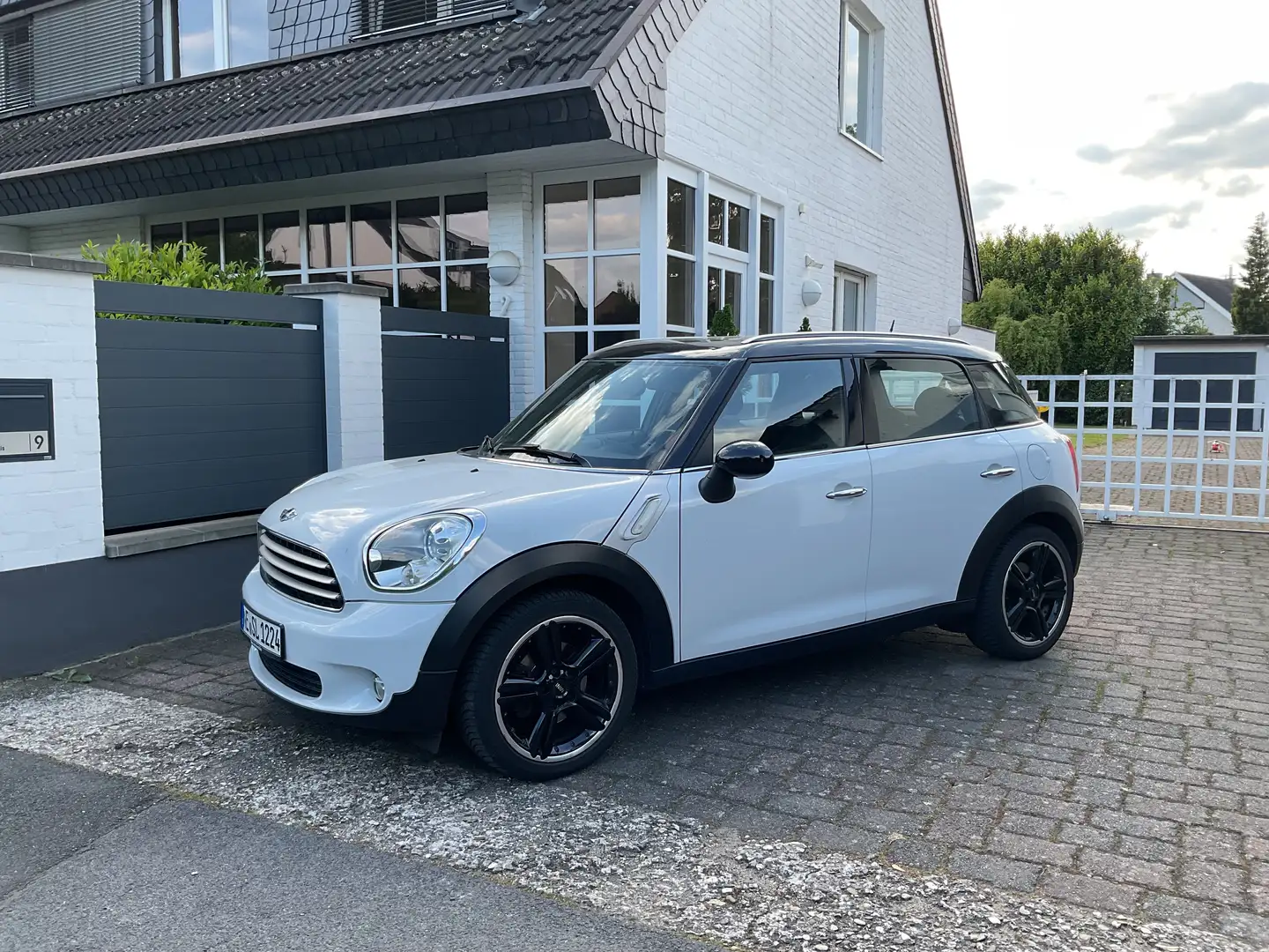 MINI Countryman D Teilleder Navi Ha&Ka TÜV NEU Wit - 1