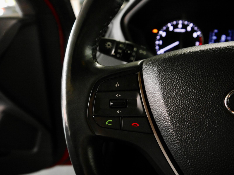 Hyundai i20 YES!1.Hand*Sitzheiz.*L.Heizung* — photo 14