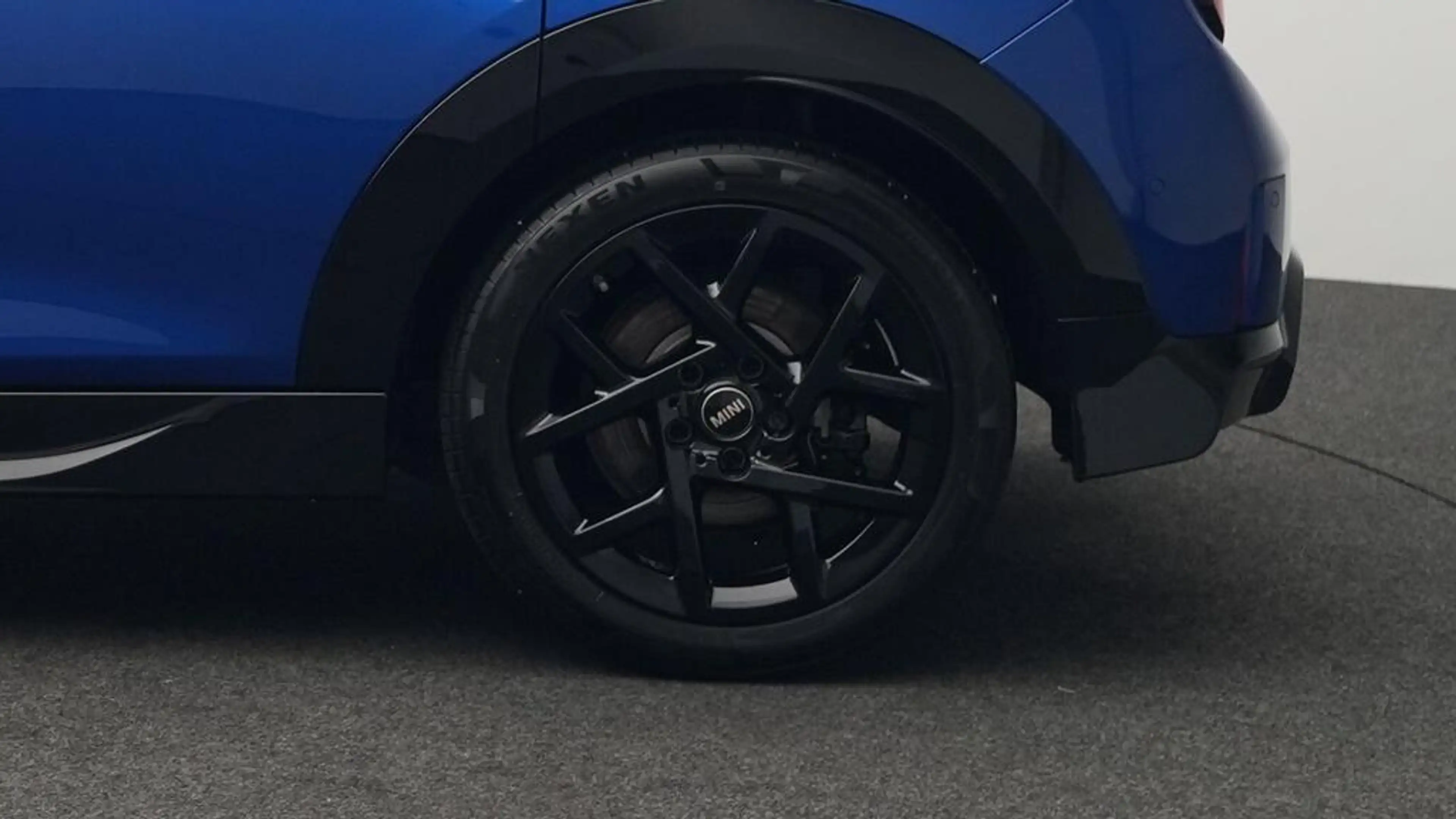 MINI Cooper S John Cooper Works Trim — photo 11